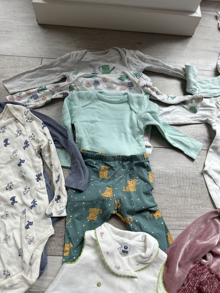 Zestaw ubrań dla dziewczynki, rozmiar 74 cm – body, sukienki, sweterek