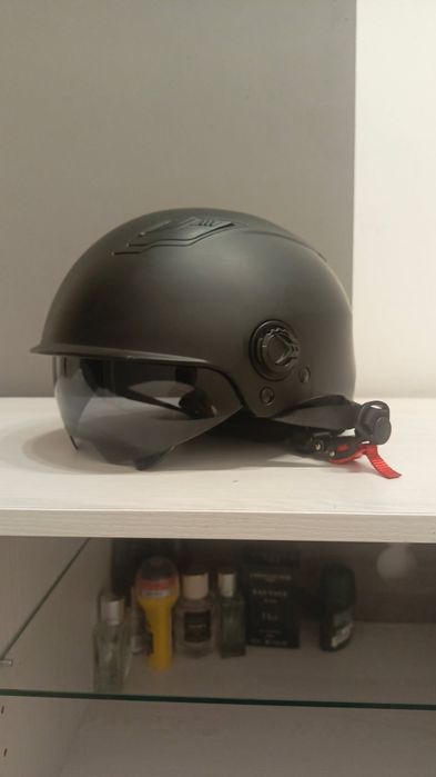 Sprzedam kask Wesst rozmiar XL