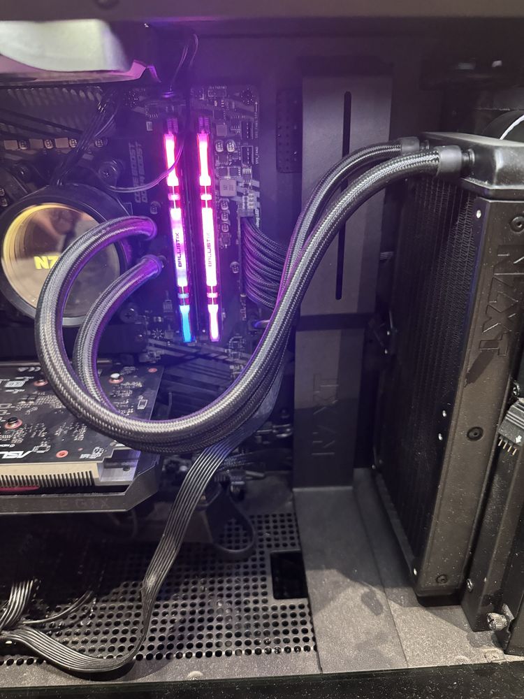 PC RYZEN 7 5800X 16GB 3200MHZ + ZOWIE BENQ 2540