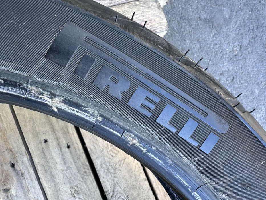 Мотошина 140 70 17 66S Pirelli Angel CT як нова