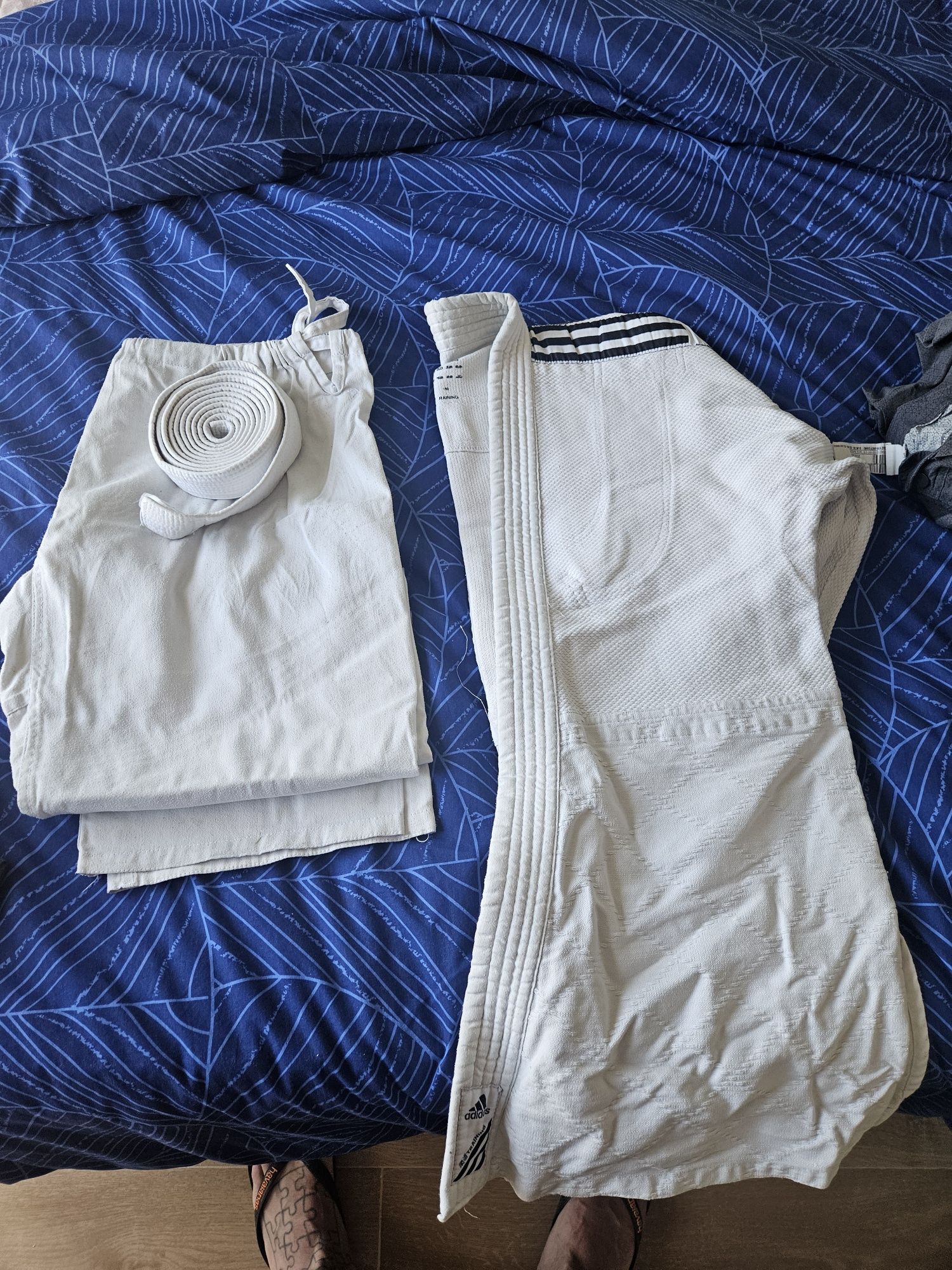 Kimono adidas usado
