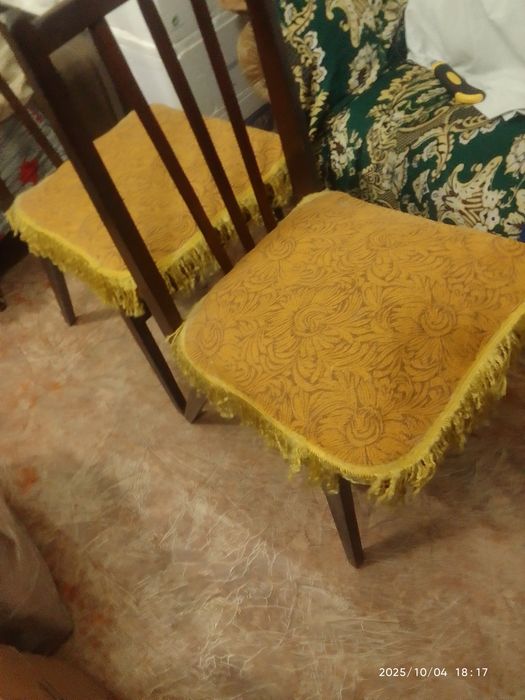 Стулья в хорошем состоянии