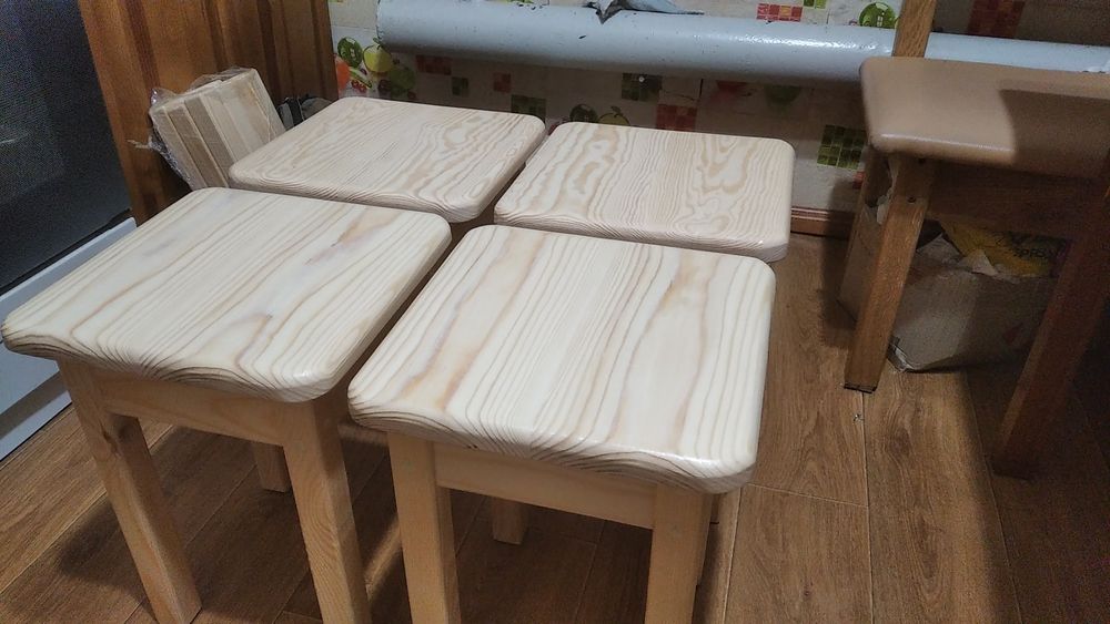 Табуретки кухонные