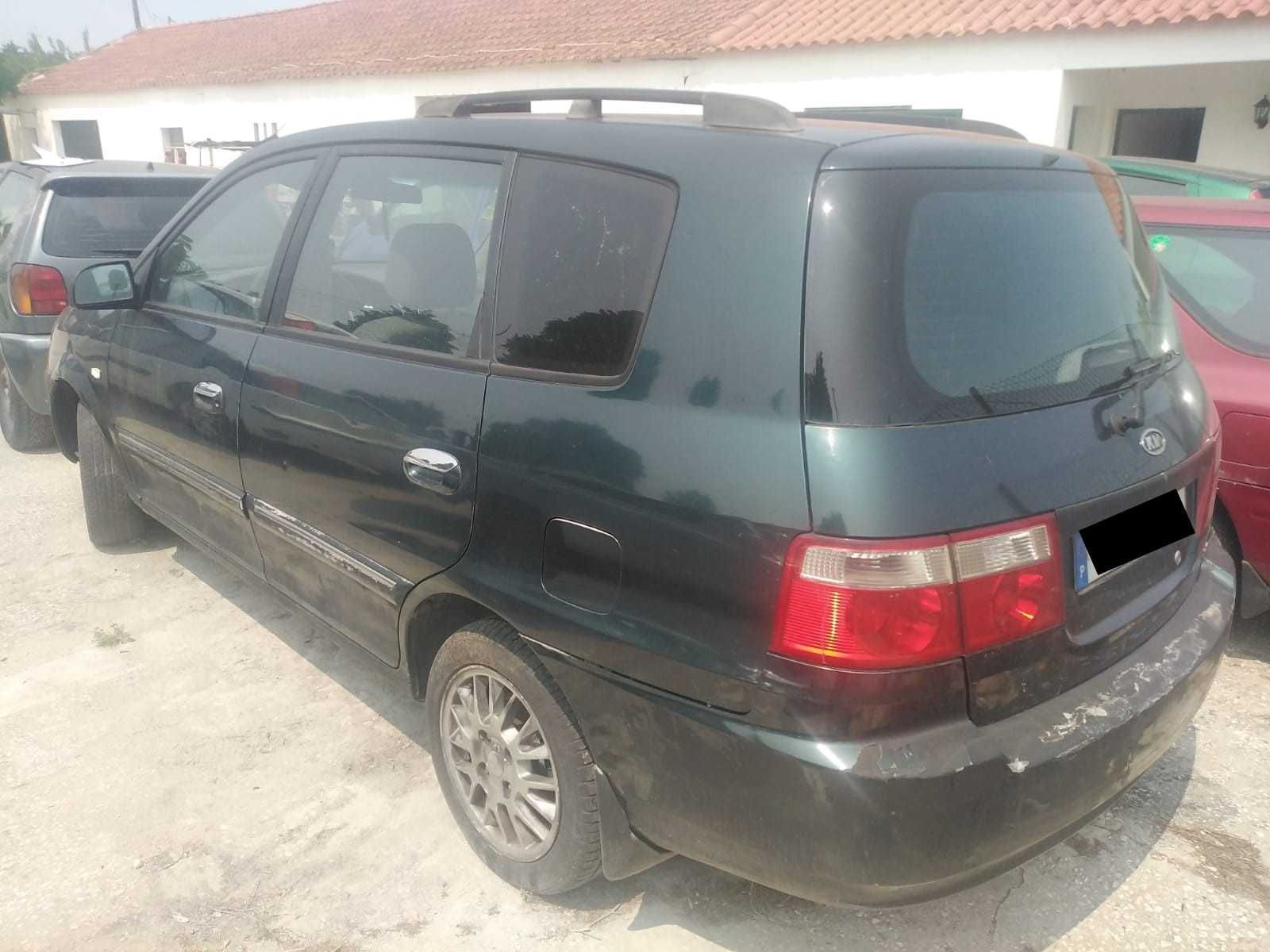 PARA PEÇAS Kia Carens II 2.0 Crdi de 2002 com 113 cv