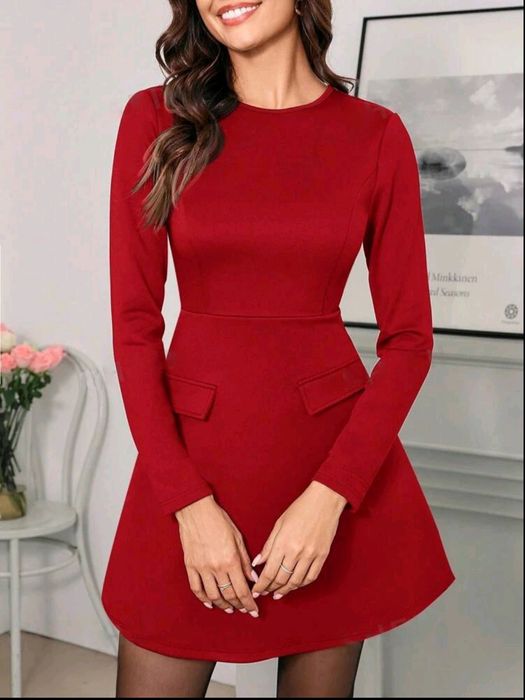 Плаття дуже ніжне і тендітне