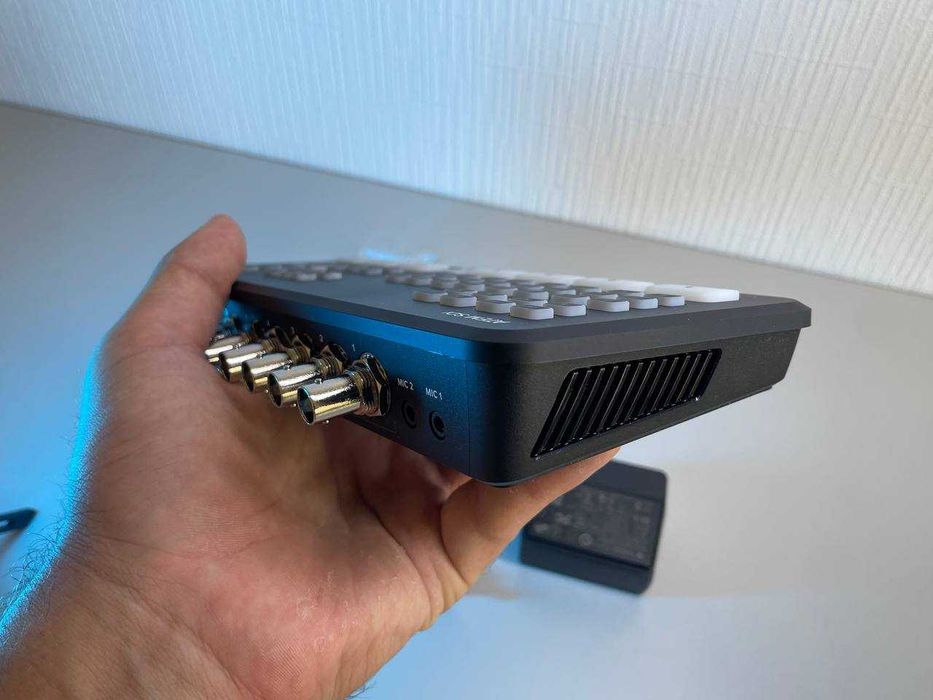 Відеомікшер Blackmagic Design ATEM Mini Live Pro в новому стані