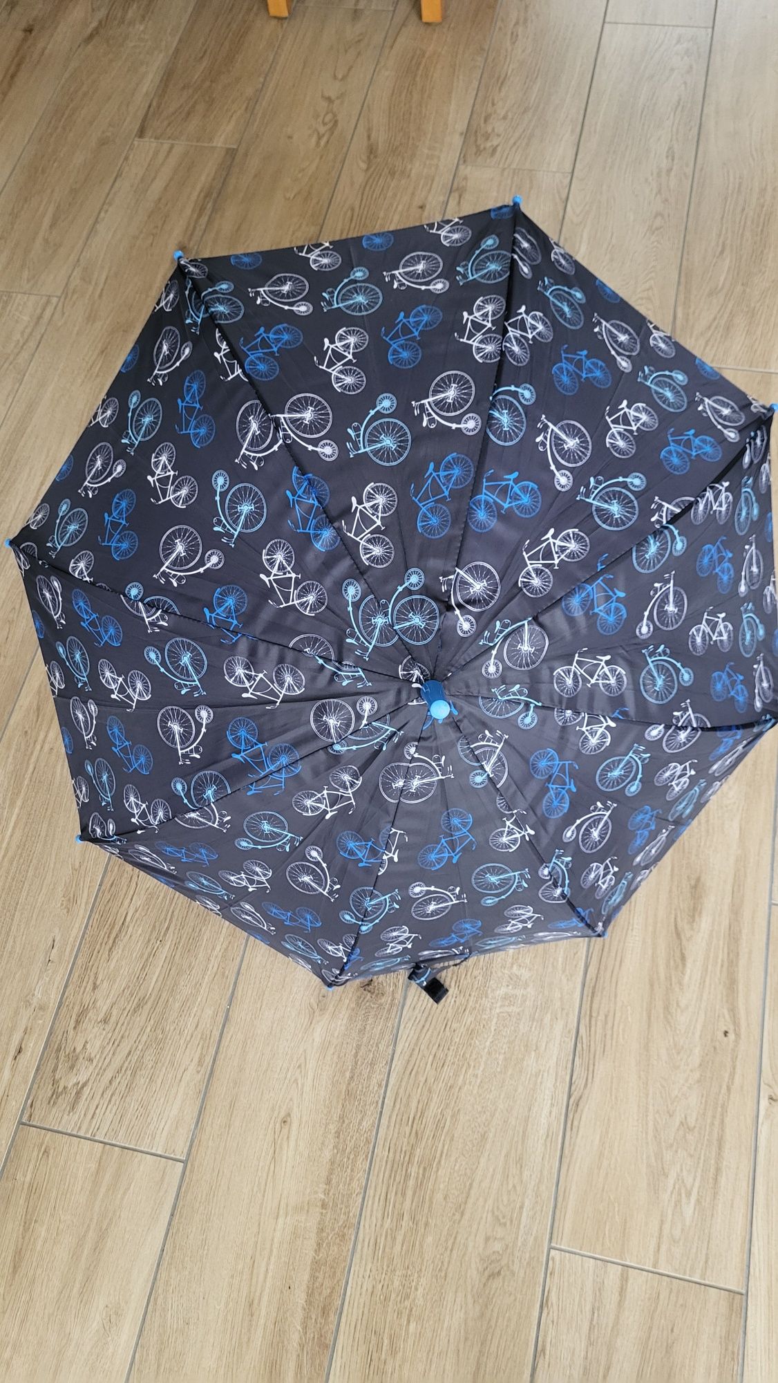 Parasol dla chłopca. Wzór rowery