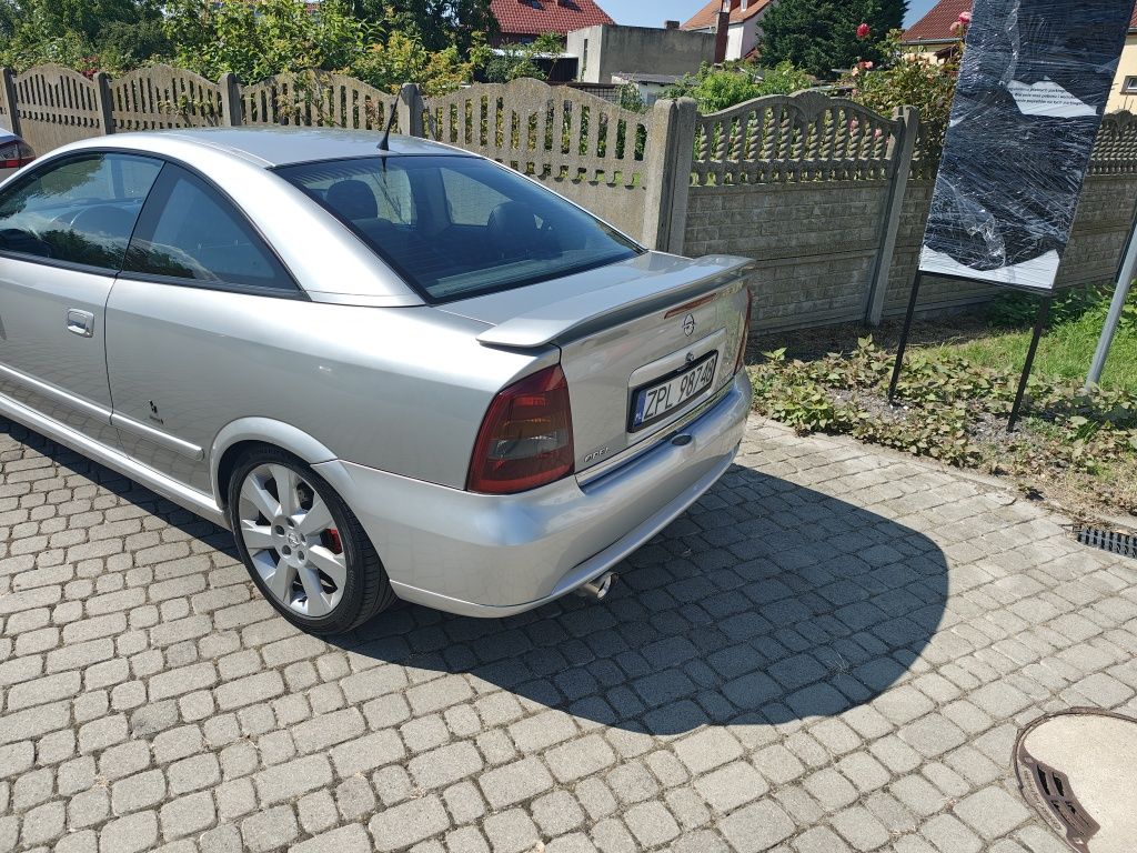 Opel Astra Bertone