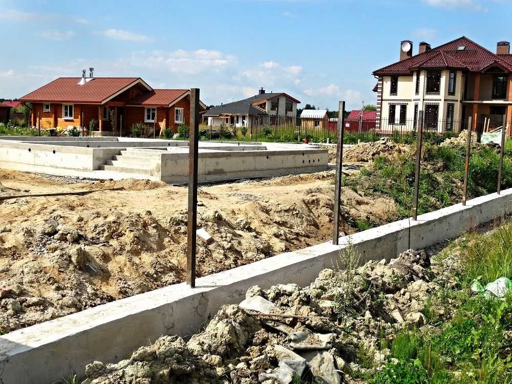 Влаштування фундаментів та підпірних стін