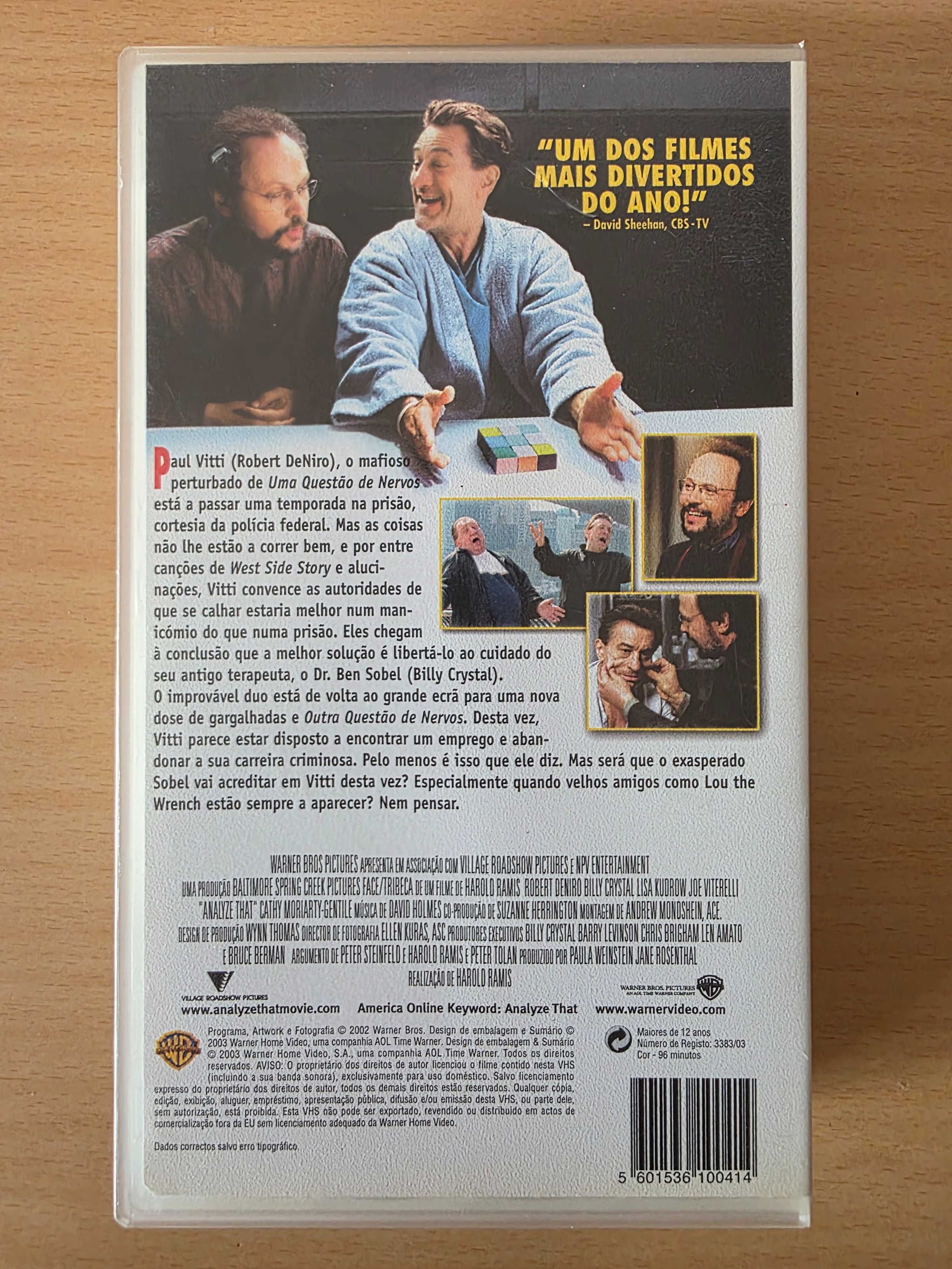 Filme em VHS "Outra Questão de Nervos" com Robert de Niro e B. Crystal