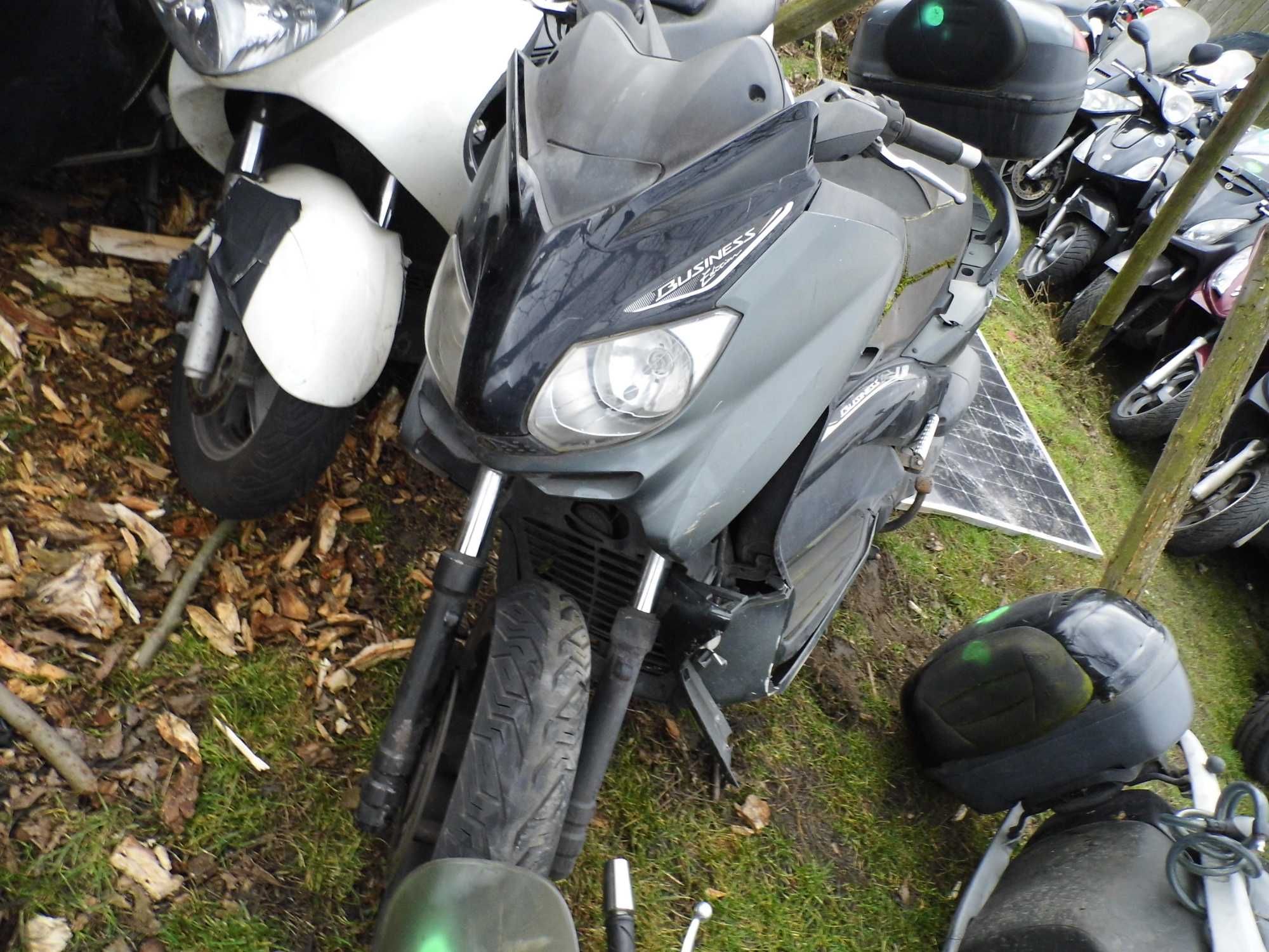 YAMAHA X-MAX 09-13r 125 silnik czesci lagi wydech lampa szyba licznik