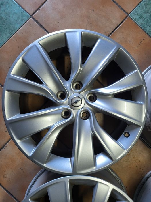 Felgi 18" opel 5x115 astra insignia zafira.