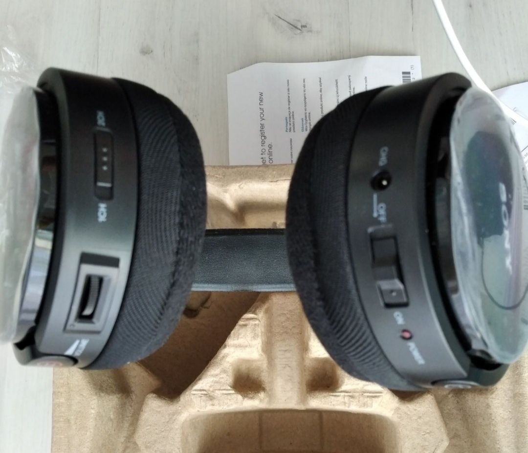 Słuchawki nauszne bezprzewodowe Sony MDR-RF811RK