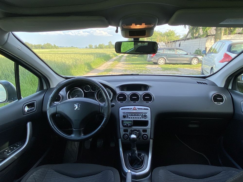 Peugeot 308 1.6 16V klimatronic panorama dach alu 7 osobowy Zarejestr.