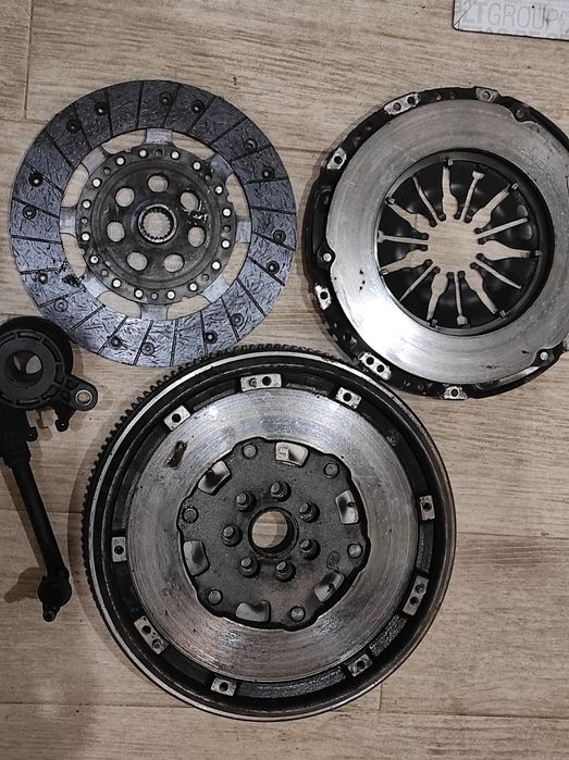 Рено Лагуна 3, колінвал, щеплення