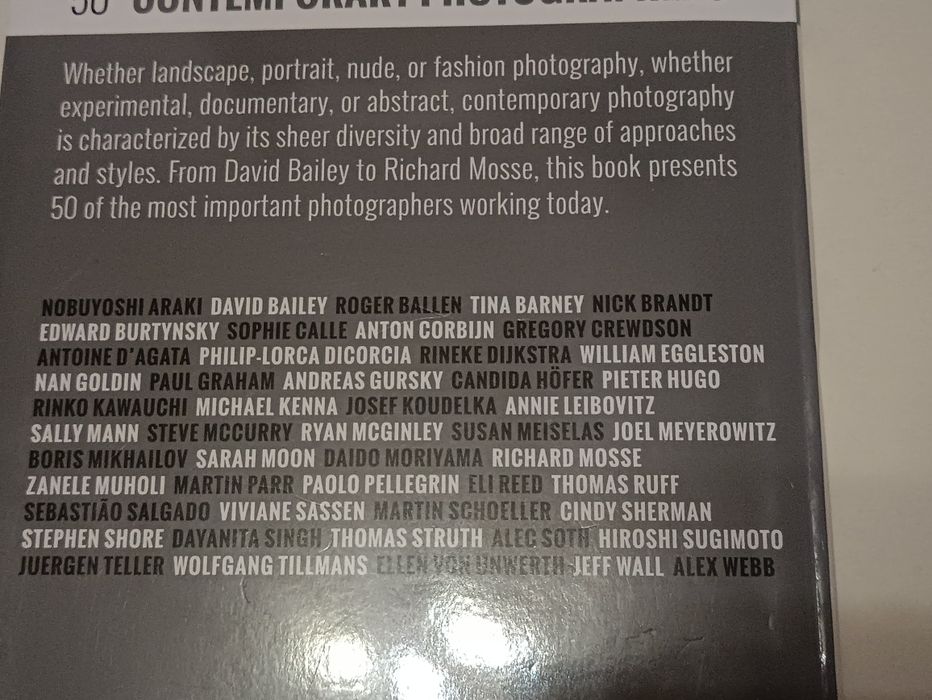 Продам книгу " 50 сучасних фотографів "