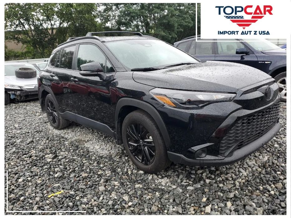 Toyota Corolla Cross 4x4 / Benzyna / Automat