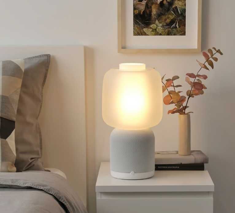 Candeeiro c/coluna de Som Wi-Fi