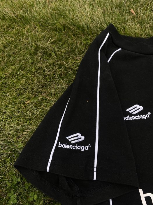 Футболка Balenciaga Paris