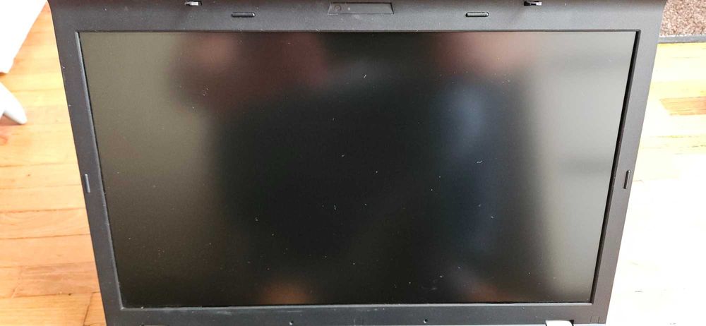 Lenovo ThinkPad T520 + stacja dokująca + 2 zasilacze