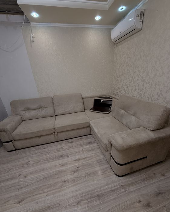 Продам кутовий диван