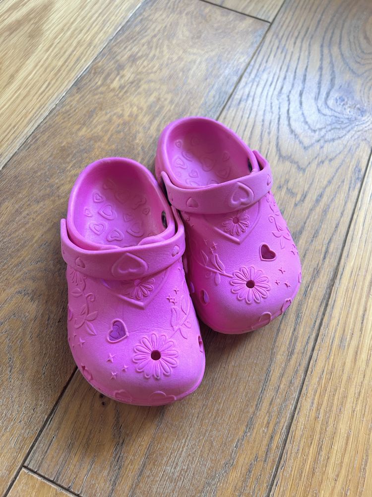 Sandaly crocs plus gratis
