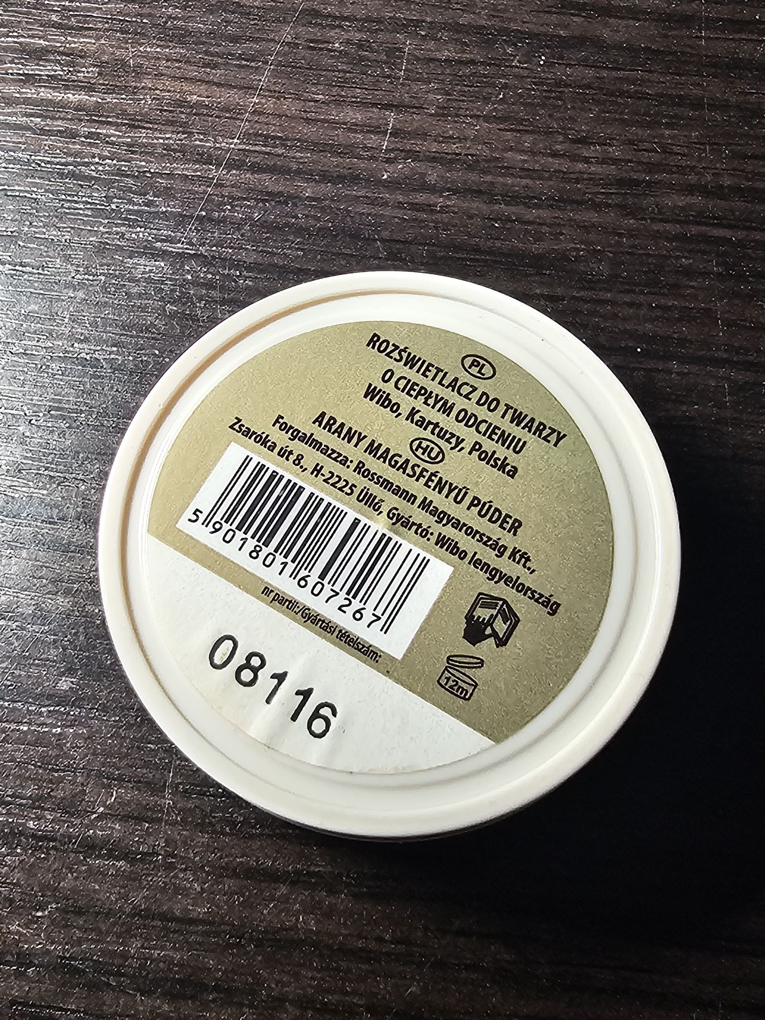 Lovely - Gold Highlighter. Złoty rozświetlacz do twarzy.