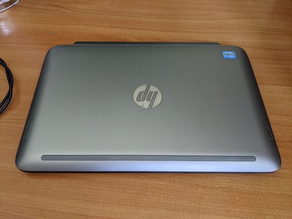 HP split x2  ноутбук поаншет 128гб i5