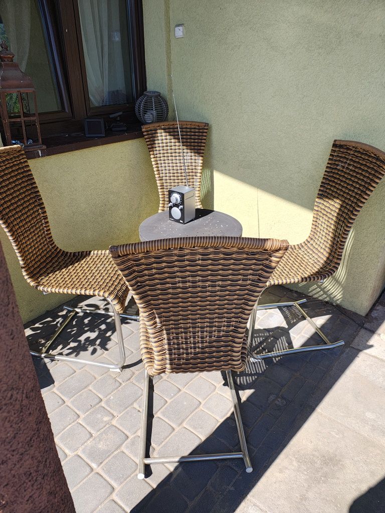 Krzesła ratanowe