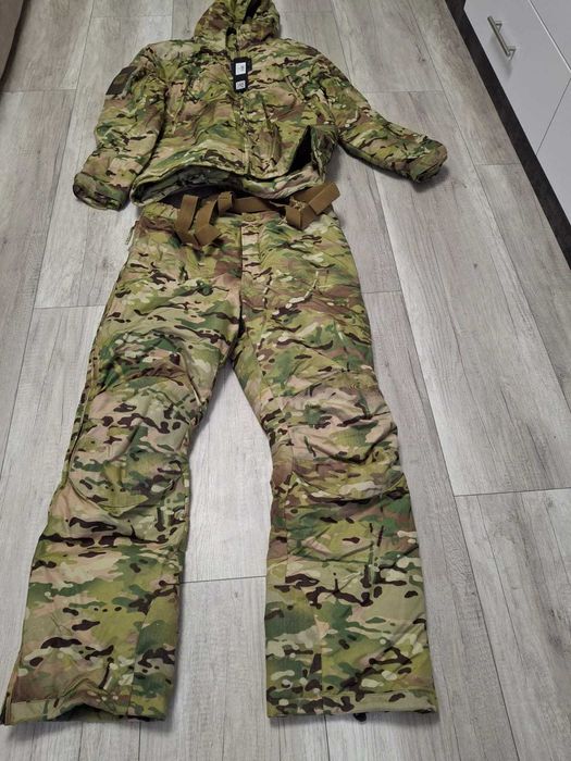 продам CARINTHIA нова