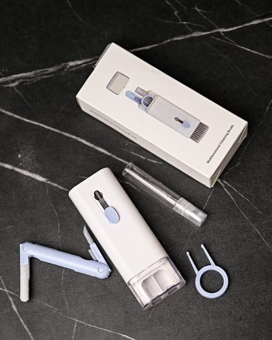 Набір для чищення смартфонів, навушників, клавіатури та гаджетів 7в1 Р