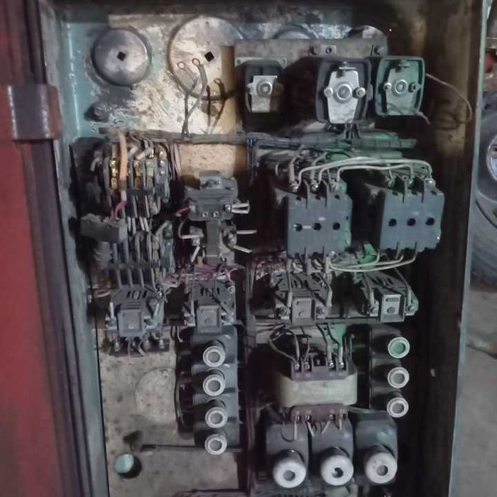 Продам електро шкаф 1 к 62 бу