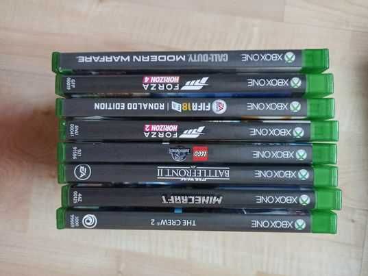 xbox one + 8 gier, oryginalny pad