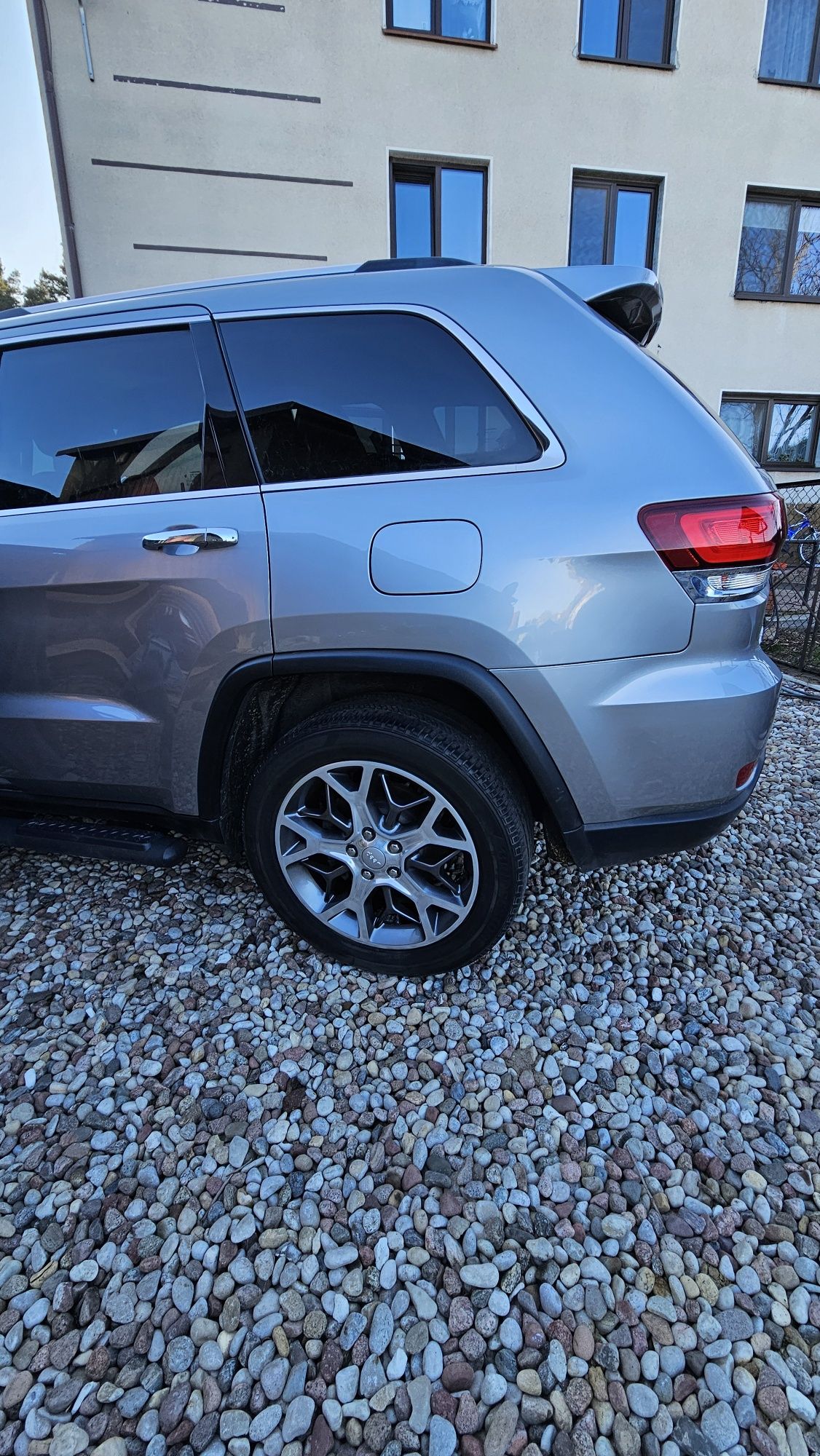 Jeep Grand Cherokee wk2 2020r 3.6 benzyna zarejestrowany 99tys km