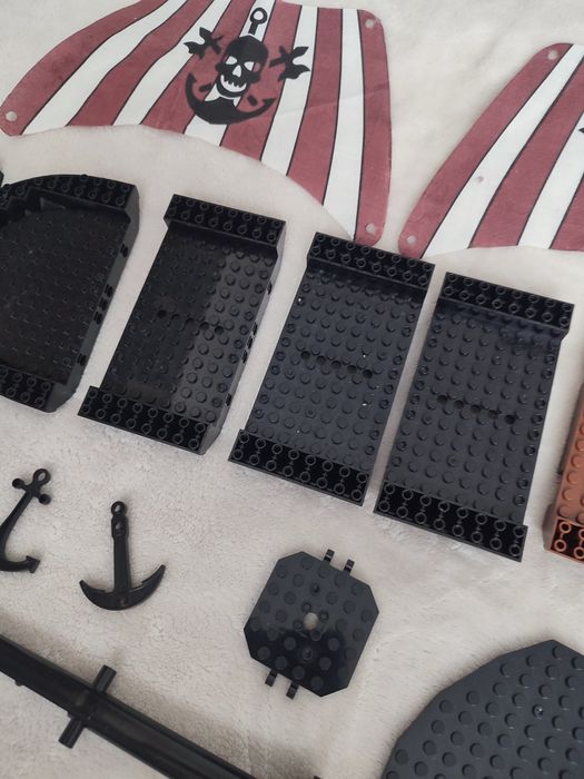 Elementy statku pirackiego