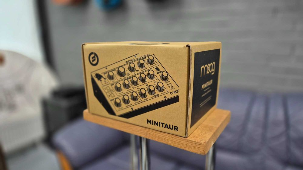 MOOG MINITAUR Синтезатор аналоговий