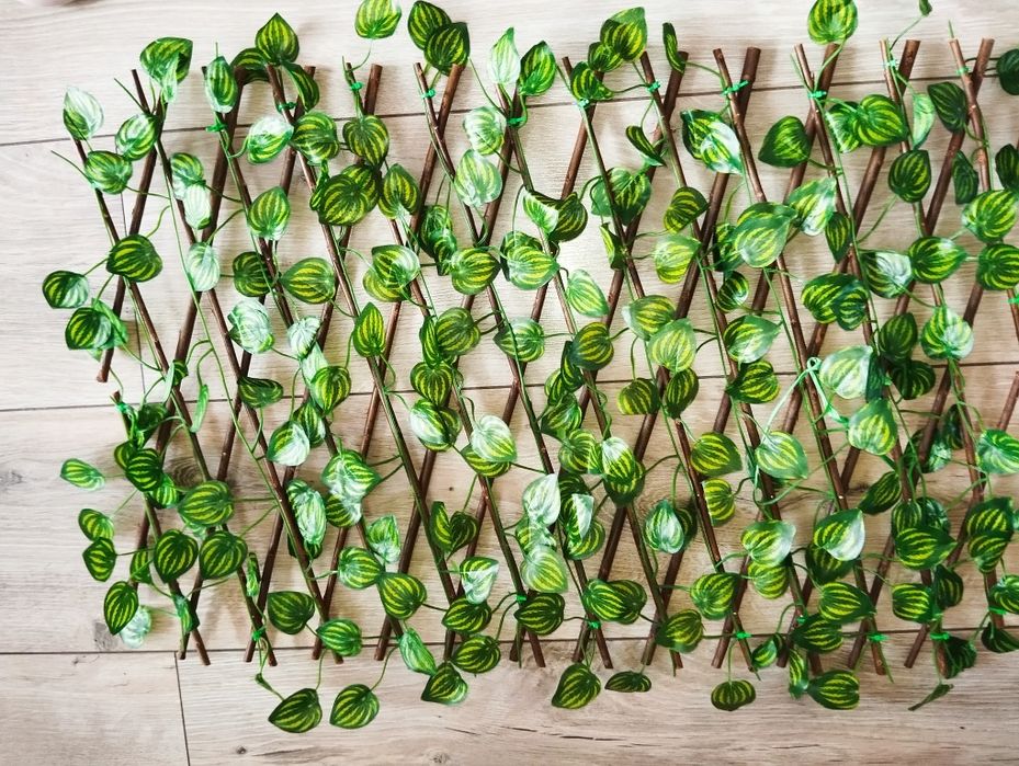 Żywopłot sztuczny bluszcz liście na kratce płotek pergola rozciągana