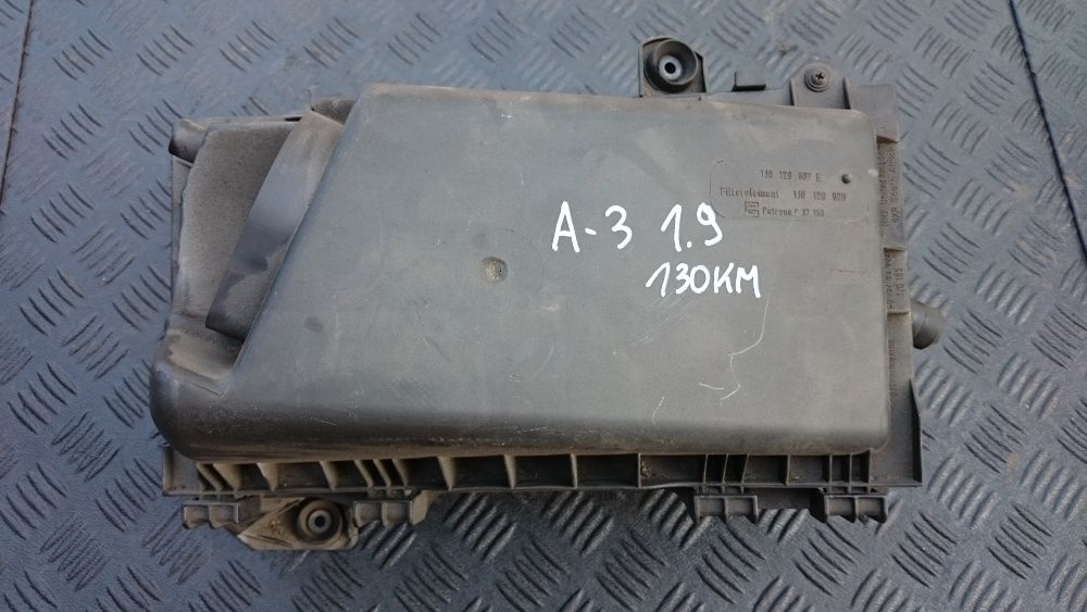 Audi a3 8l,VW golf 1.9TDI 130km,obudowa filtra powietrza