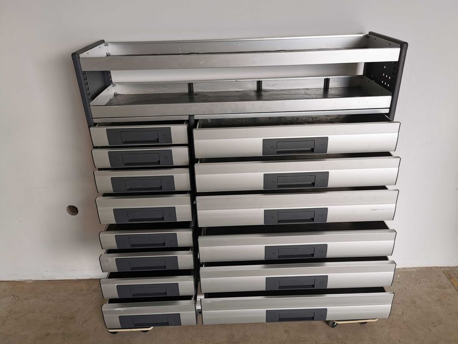 Zabudowa serwisowa warsztatowa regał samochodowy serwisowy ZESTAW BOTT