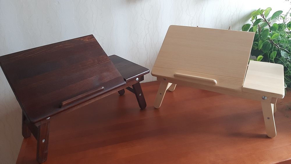 Столик з натурального дерева для ноутбука та сніданку у ліжку