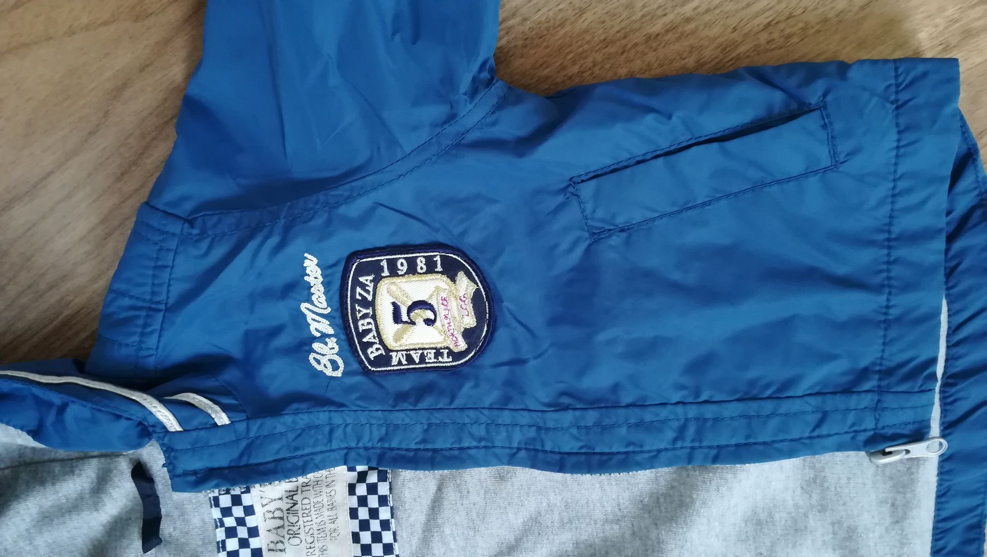 Kurteczka wiosna/jesień zara 74 jak nowa