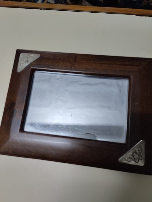 Caixa de jóias com espelho