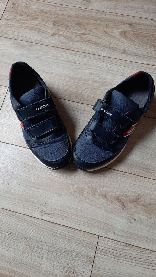 buty chłopięce sneakersy GEOX rozm. 35