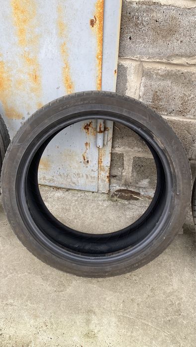 Продам резину Мишелин Primacy 3 245/40 R19