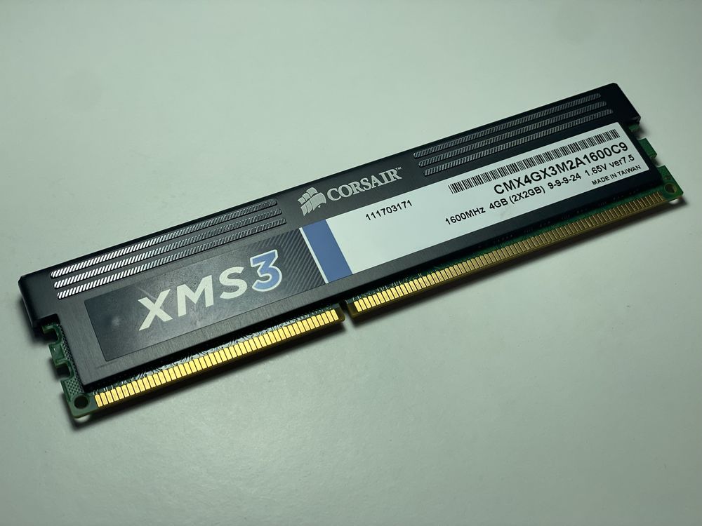 Pamięć RAM corsair XMS3 8GB DDR3 4szt.