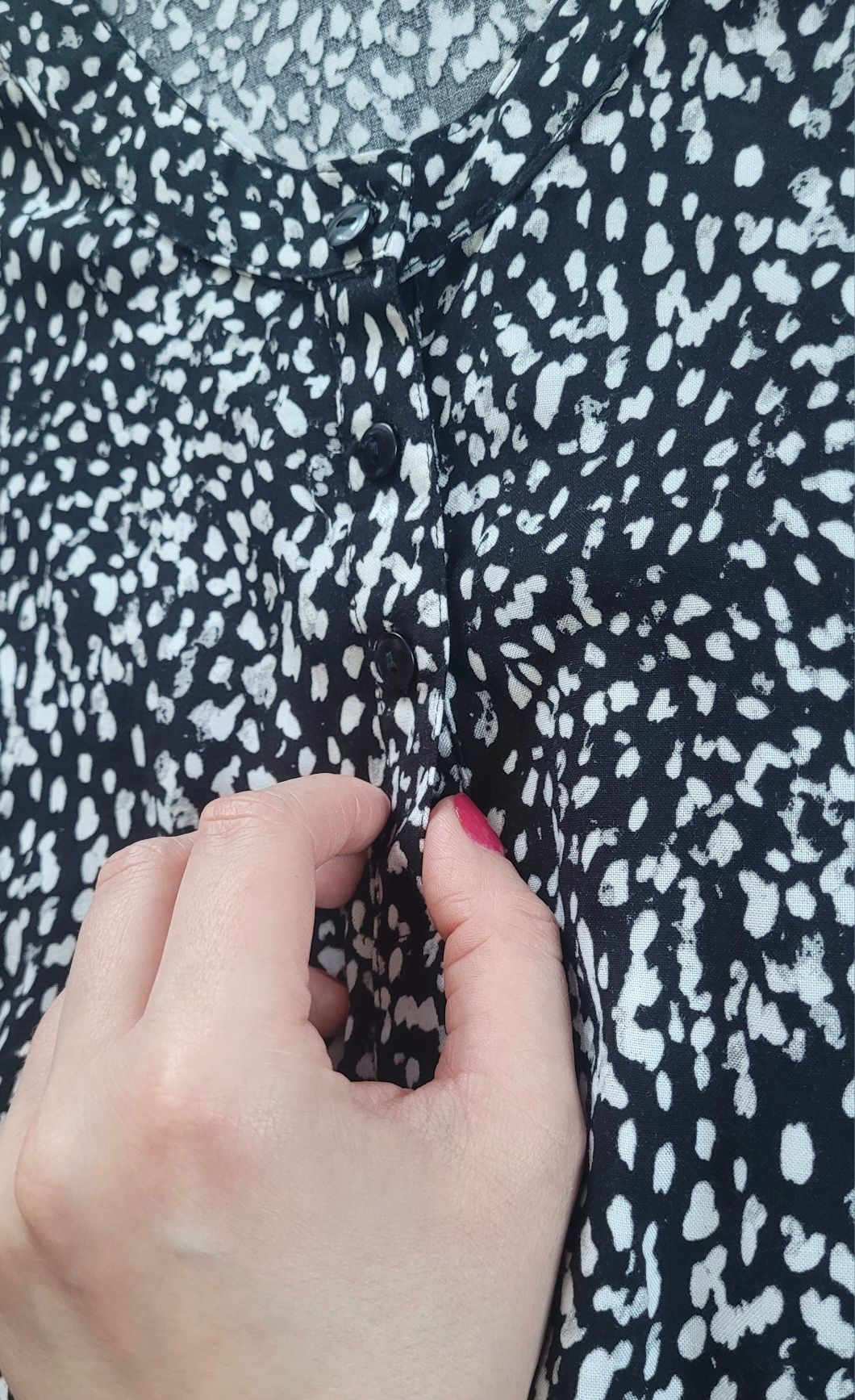 Koszula damska oversize długimi rękawami zapinany dekolt print