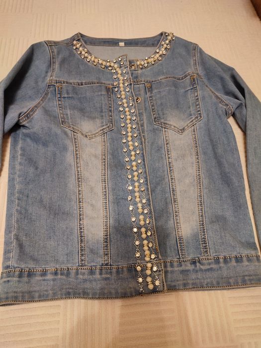 Куртка джинсовая на девочку 9-11 лет