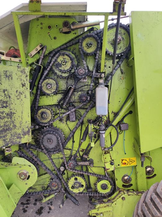 Claas 255 prasoowijarka  mchalle krone new holland