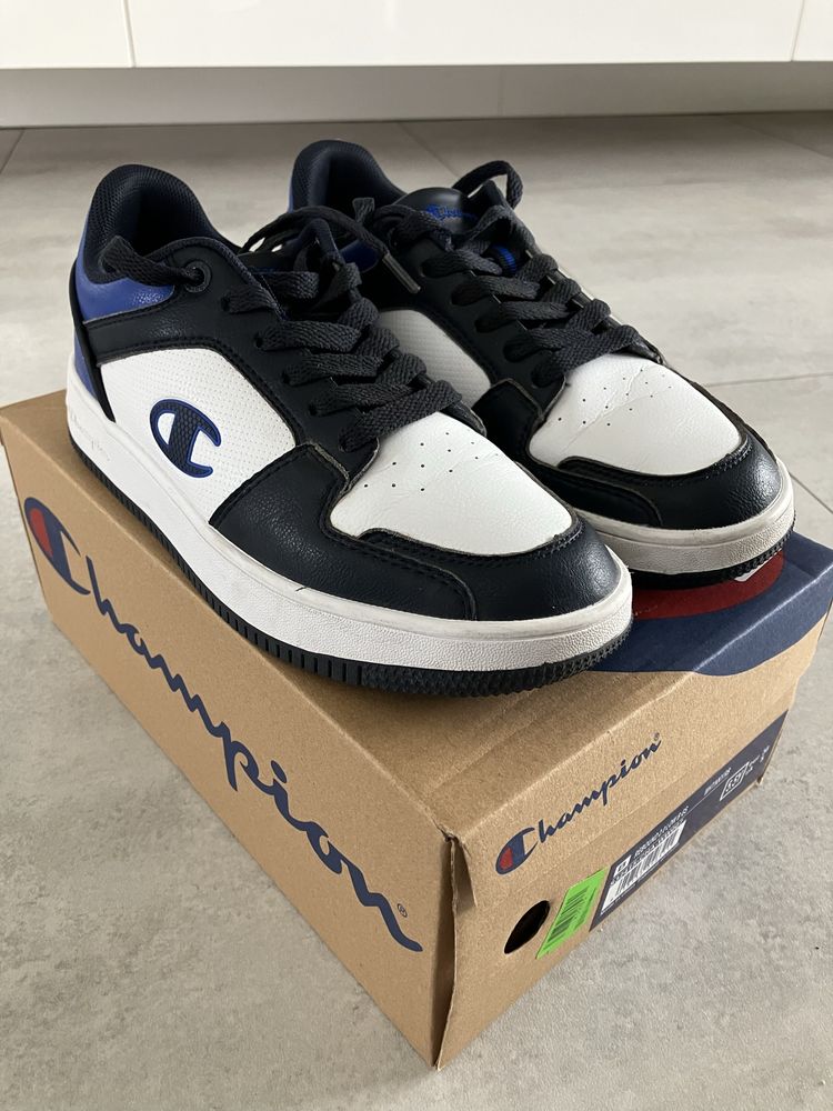 Champion 38 super stan