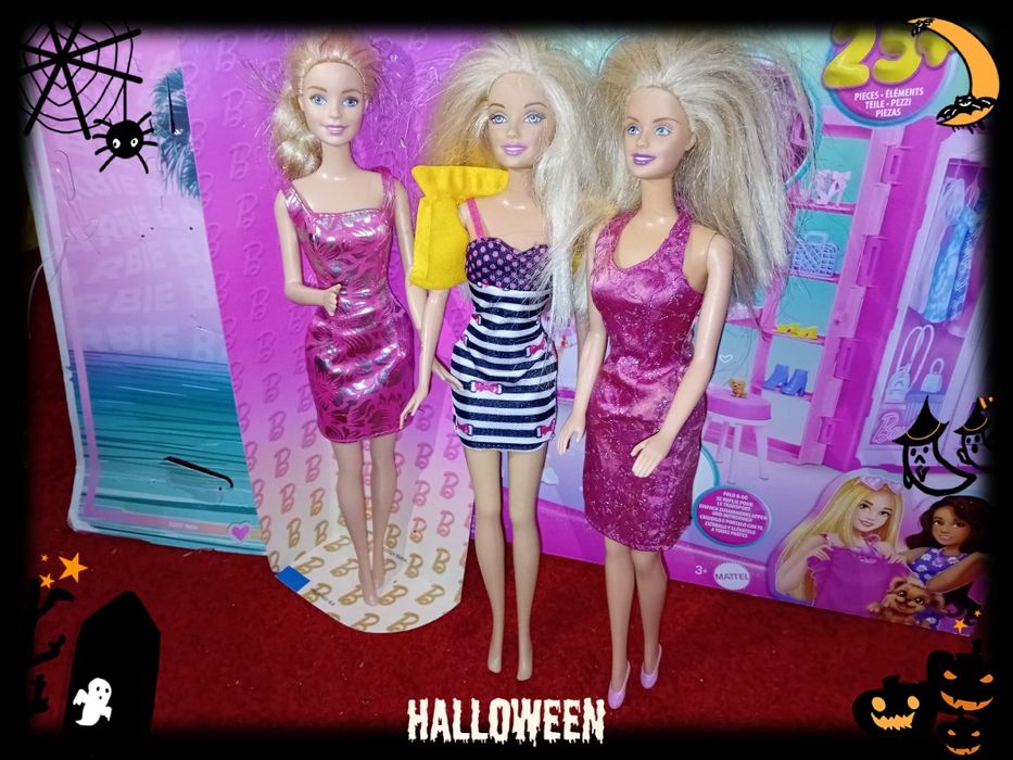 Varias bonecas Barbie